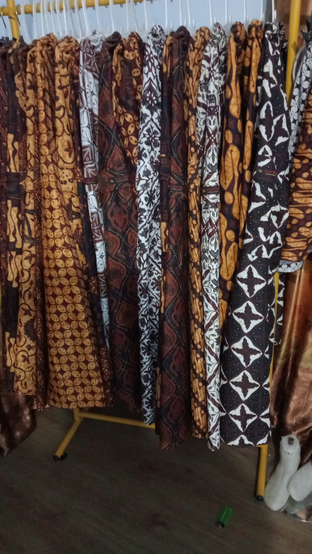 Mlampah.batik shop