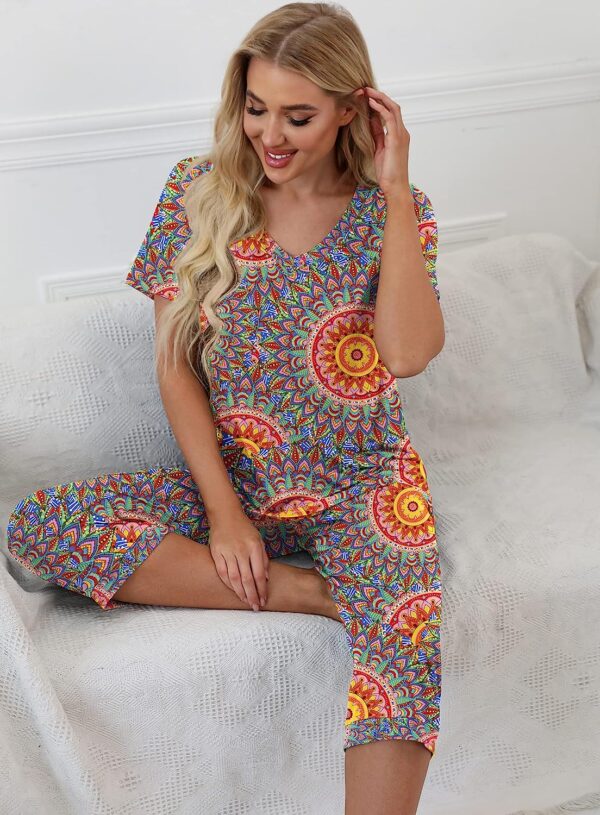 PrinStory Women's Pajama Set Short Sleeve Shirt and Capri Pants Sleepwear Pjs Sets with Pockets - Image 5